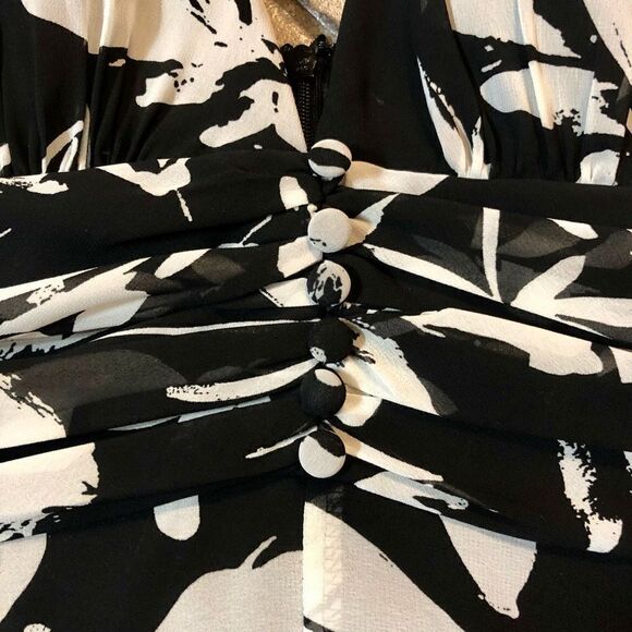 White House Black Market Women’s Floral Halter Tie Neck Sundress Size 4 - Picture 12 of 14